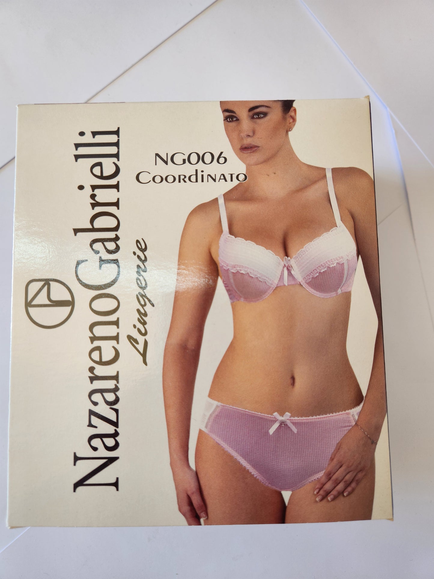Coordinato intimo donna NG reggiseno imbottito con ferretto e slip