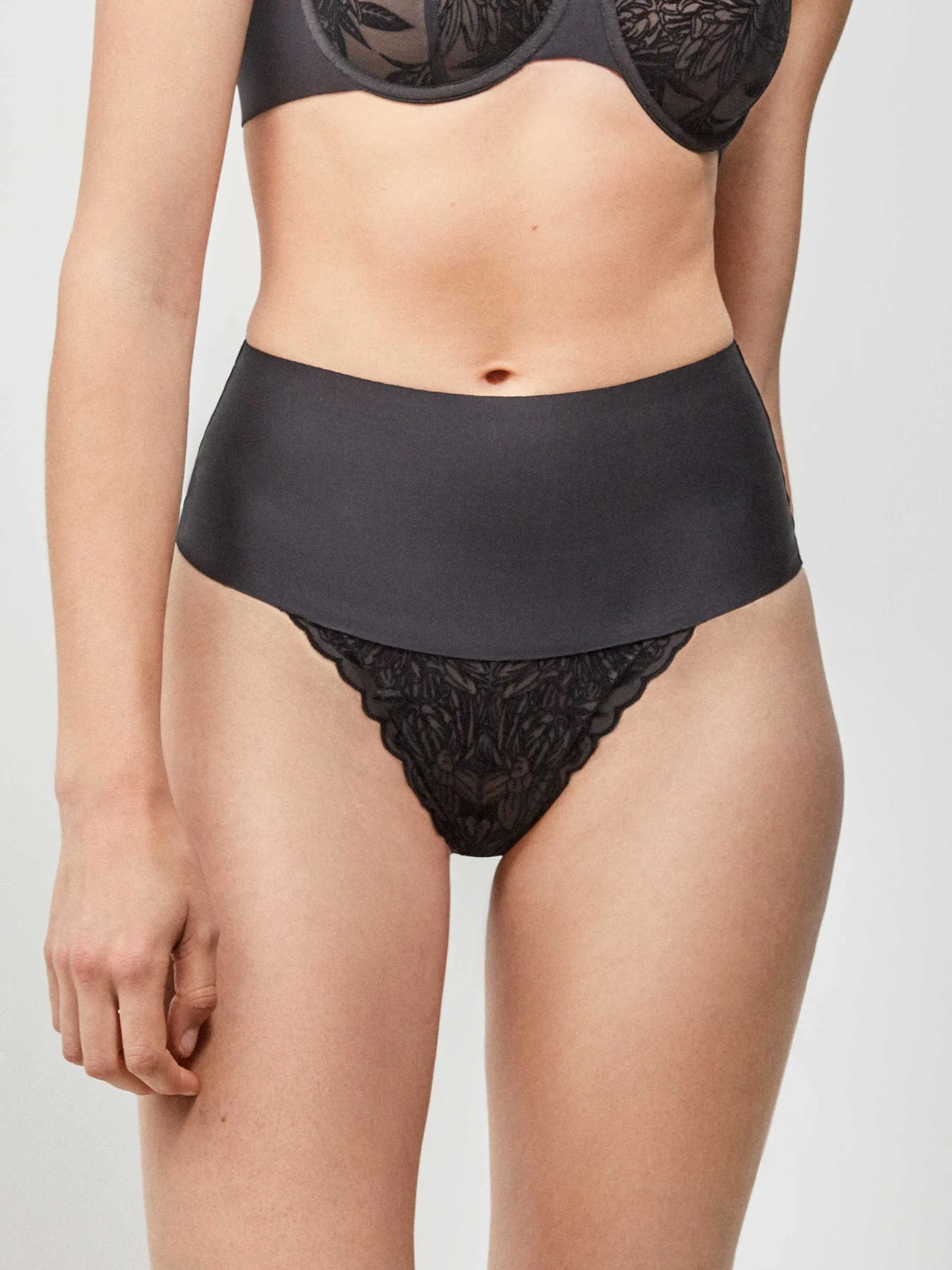 Slip tanga Gisela 2/10094B vita alta e pizzo