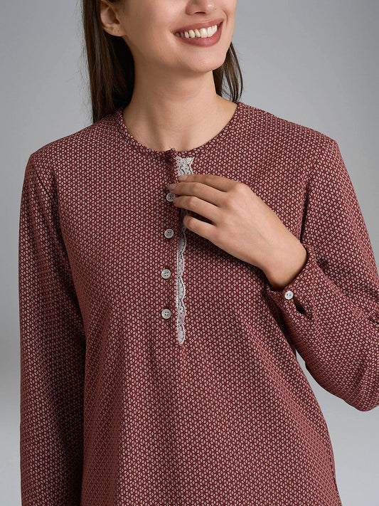 Camicia da notte Ragno in caldo cotone con collo serafino: guida all'intimo Ragno