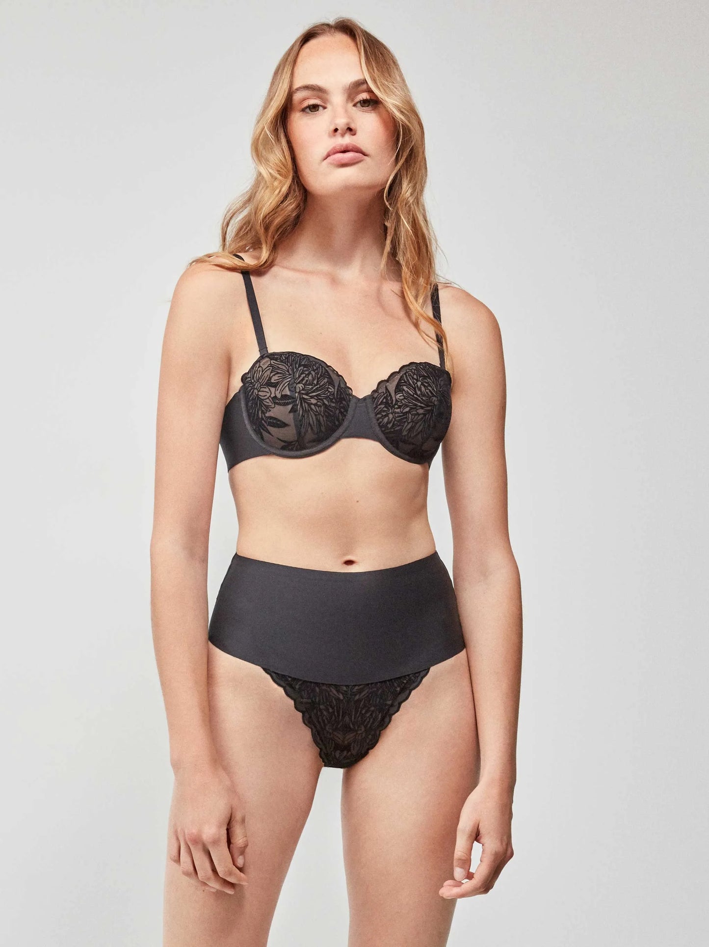 Reggiseno Gisela balconcino modellato smontabile art.2/10094T